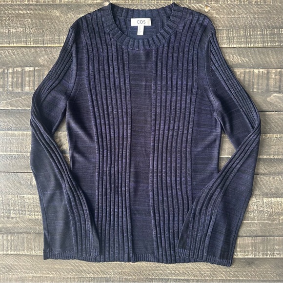 COS Flared Sleeve Ribbed Panel Top - Picture 9 of 12